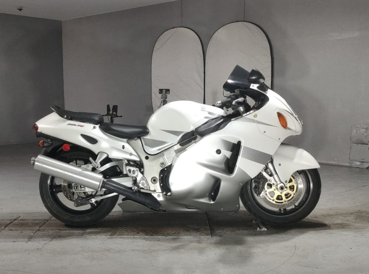 Мотоцикл Suzuki GSX1300R HAYABUSA з пробігом 43801 km
