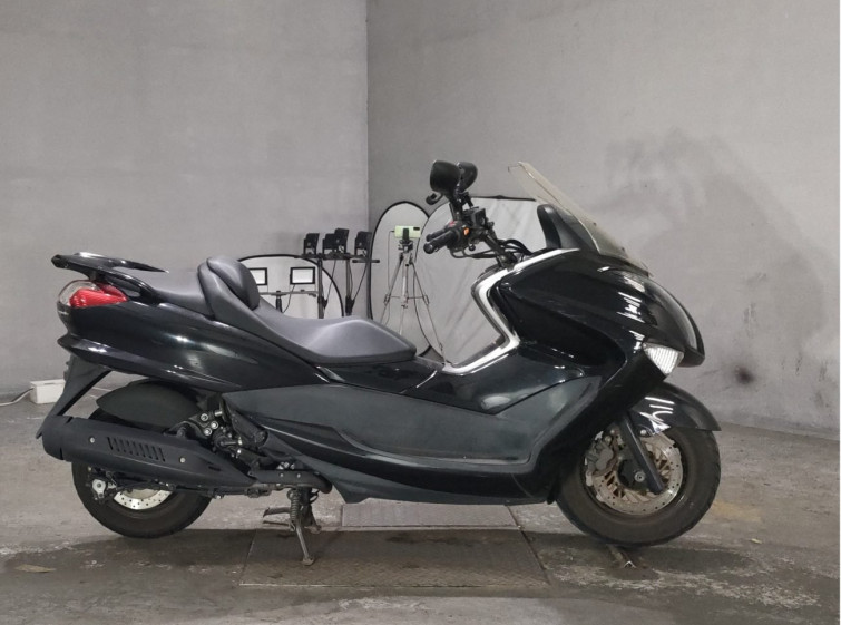 Мотоцикл Yamaha MAJESTY 250 с пробегом 28731 km