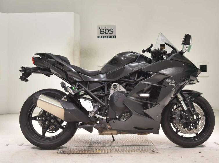 Мотоцикл Kawasaki NINJA H2 SX з пробігом 28984 km