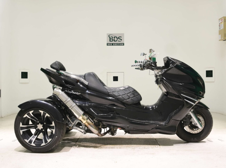 Мотоцикл Yamaha MAJESTY 250 TRIKE с пробегом 14815 km