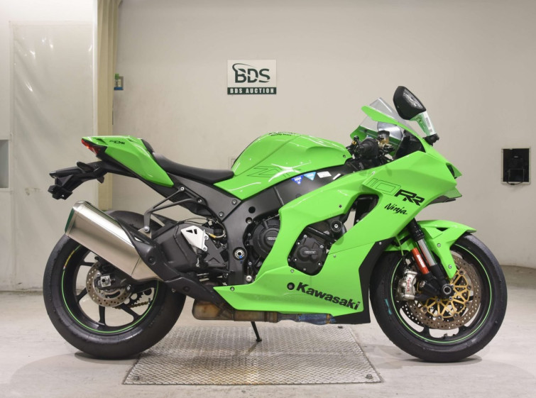 Мотоцикл Kawasaki ZX-10RR с пробегом 2330 km