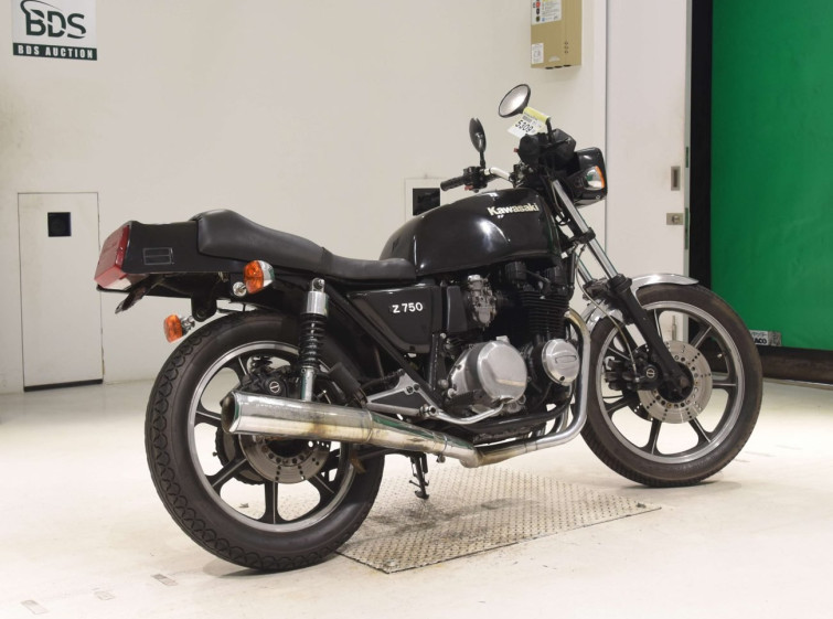 Мотоцикл Kawasaki KZ750 з пробігом 54527 km