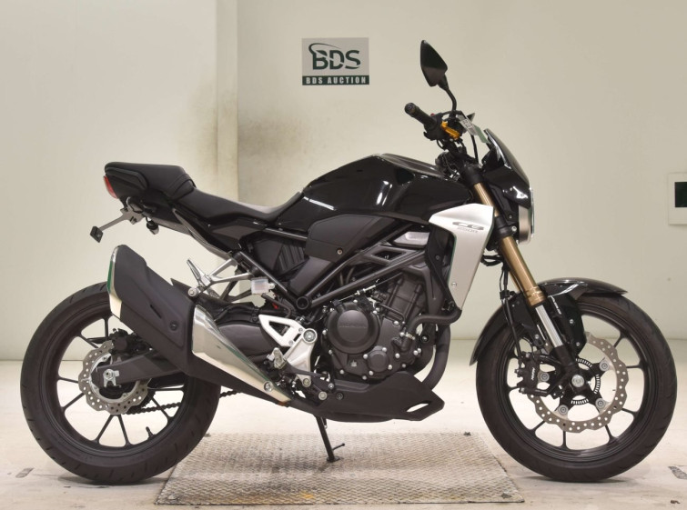 Мотоцикл Honda CB250RA с пробегом 2648 km
