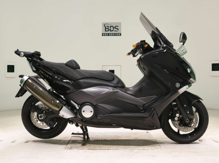 Мотоцикл Yamaha T-MAX530 з пробігом 8338 km