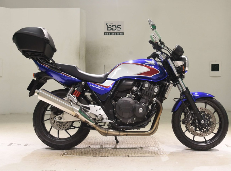 Мотоцикл Honda CB400SFA з пробігом 8381 km