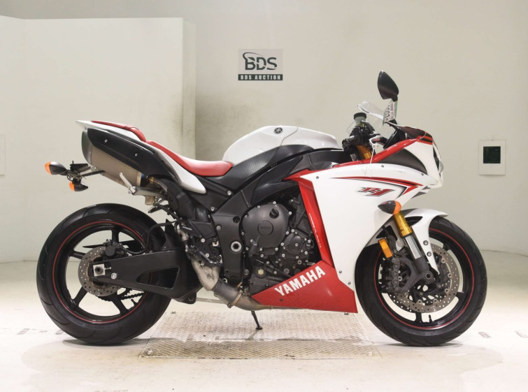 Мотоцикл Yamaha YZF-R1 с пробегом 40981 km
