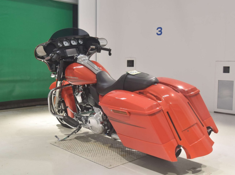 Мотоцикл HD SREET GLIDE FLHXS1750 з пробігом 16098 km