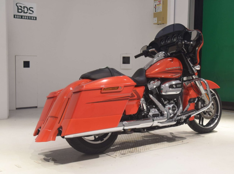 Мотоцикл HD SREET GLIDE FLHXS1750 з пробігом 16098 km