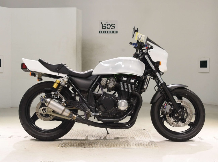 Мотоцикл Kawasaki ZRX400 с пробегом 6813 km