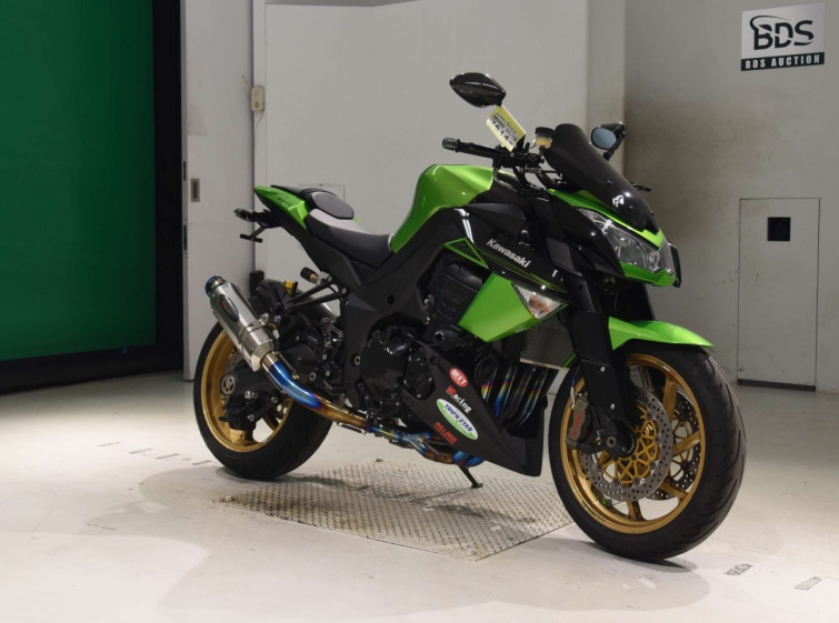 Мотоцикл Kawasaki Z1000 з пробігом 6166 km