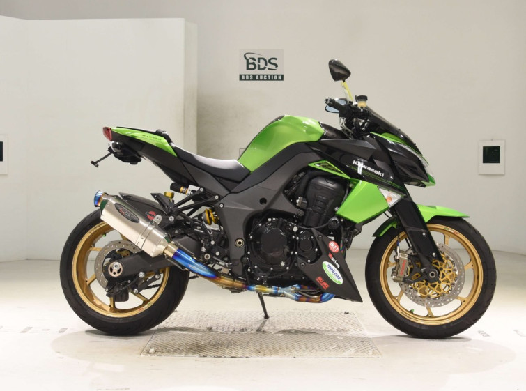 Мотоцикл Kawasaki Z1000 з пробігом 6166 km