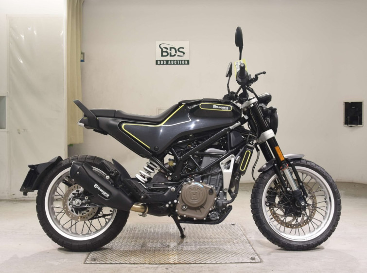 Мотоцикл Husqvarna SVARTPILEN 401 з пробігом 7757 km