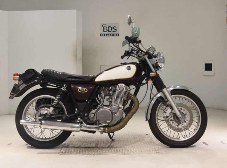 Мотоцикл Yamaha SR400 з пробігом 14564 km