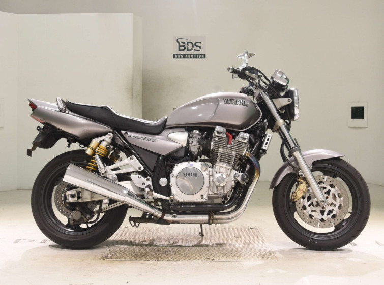 Мотоцикл Yamaha XJR1300 з пробігом 25669 km