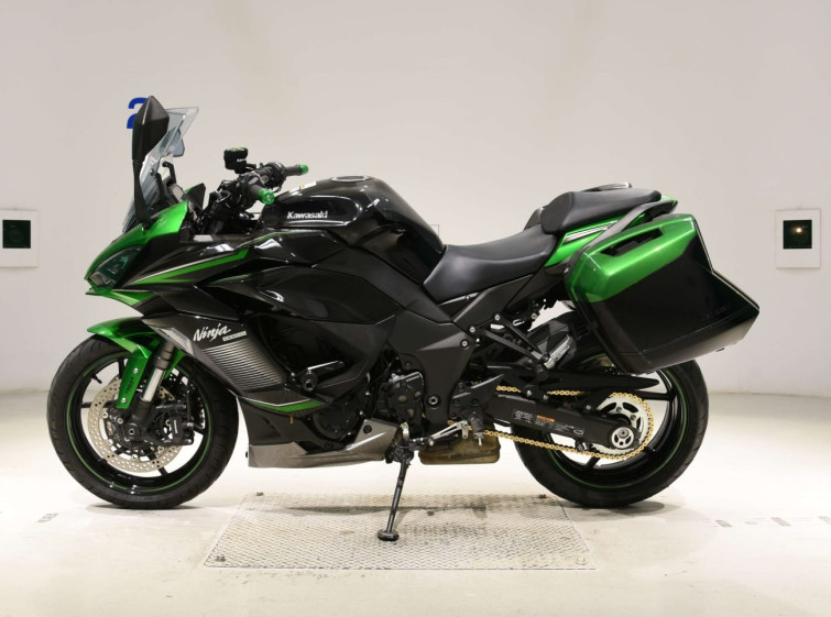 Мотоцикл Kawasaki ninja 1000 sx з пробігом 19287 km
