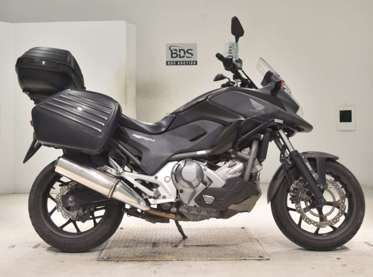 Мотоцикл Honda NC700XDA с пробегом 57981 km