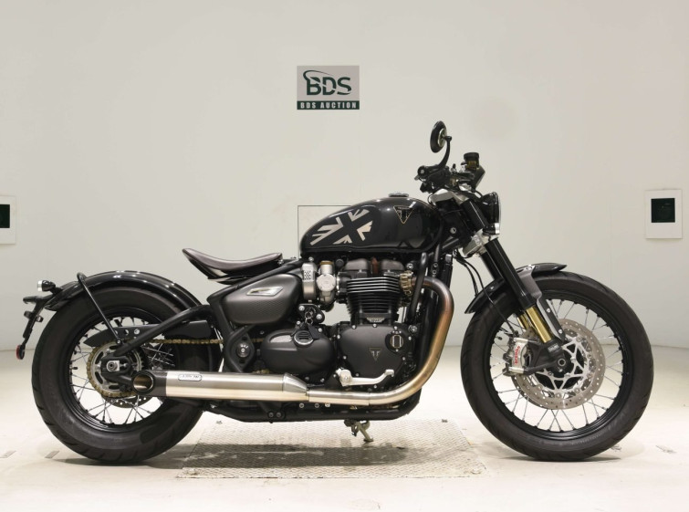 Мотоцикл Triumph BONNEVILLE BOBBER с пробегом 9004 km