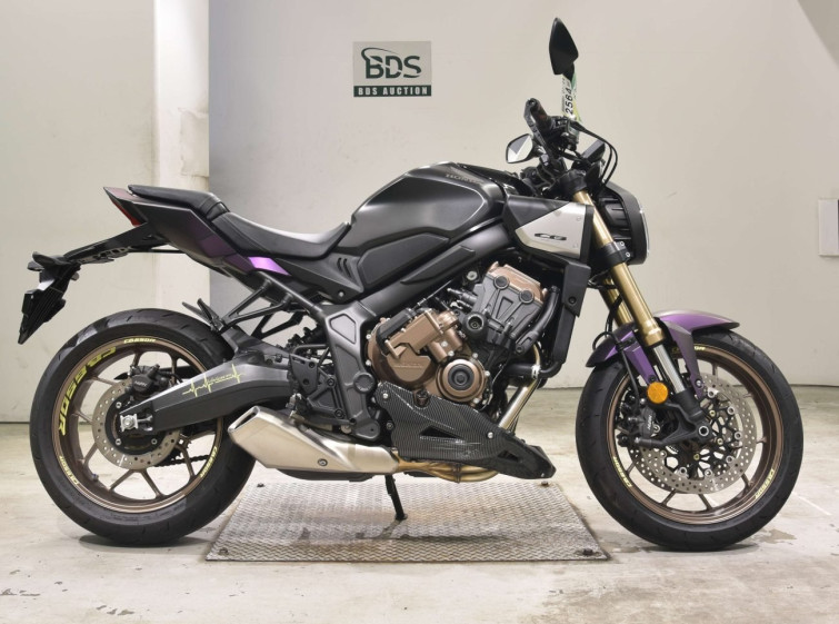 Мотоцикл Honda CB650R-2E CLUTCH с пробегом 6140 km
