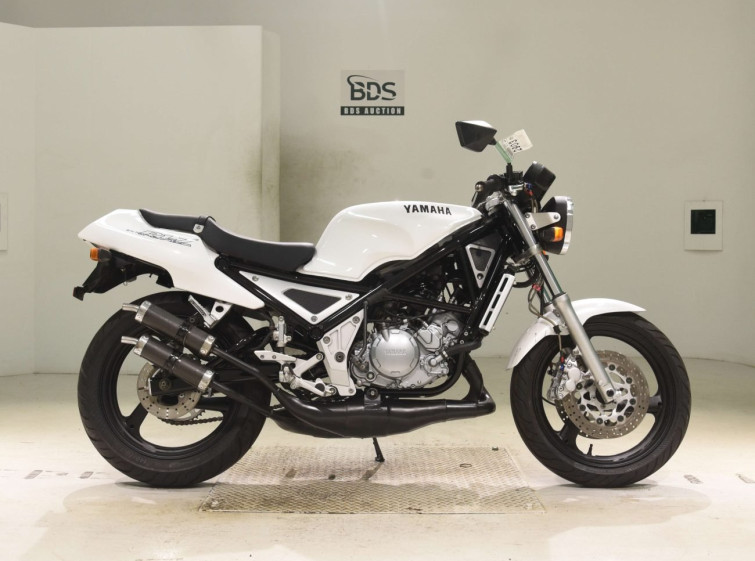 Мотоцикл Yamaha R1-Z з пробігом 16643 km
