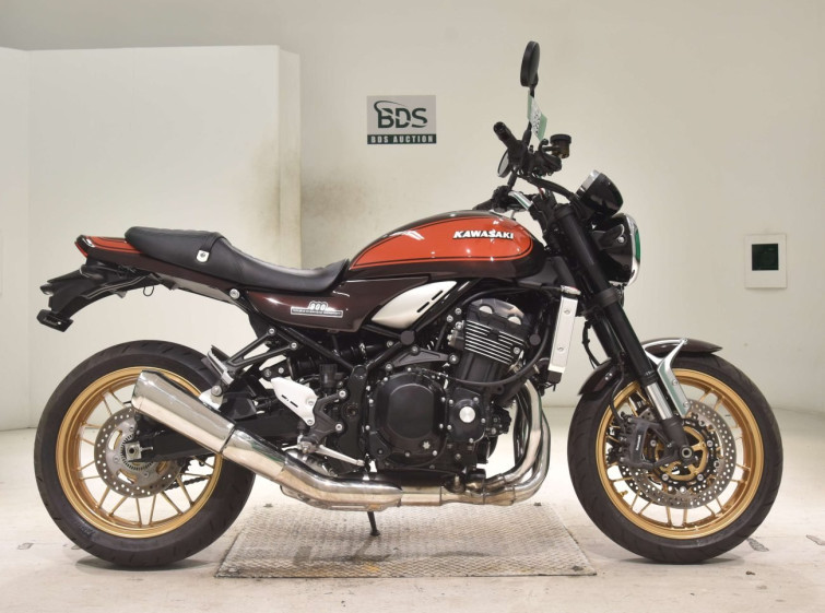 Мотоцикл Kawasaki Z900RS с пробегом 5434 km