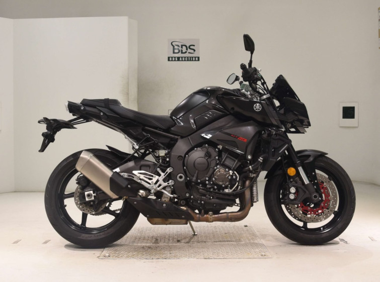 Мотоцикл Yamaha MT-10 з пробігом 30827 km