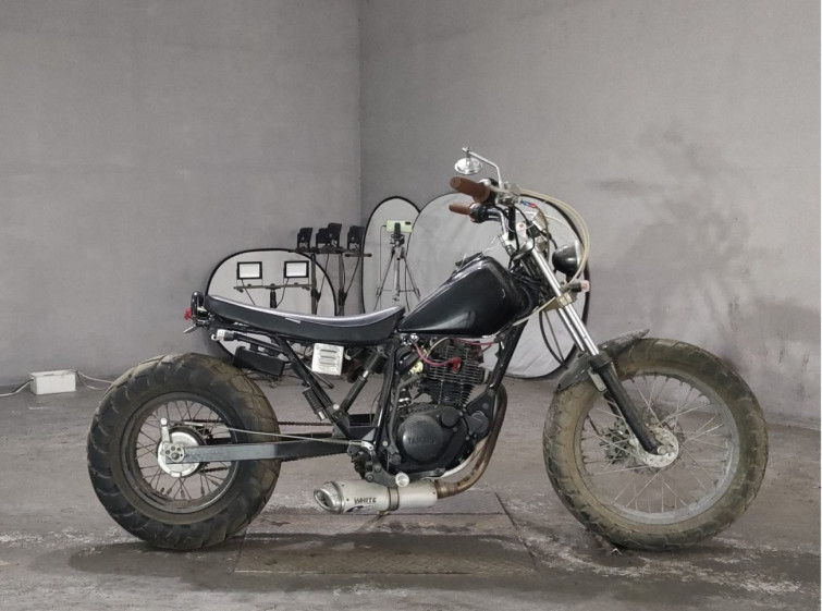 Мотоцикл Yamaha TW200 с пробегом 9912 km