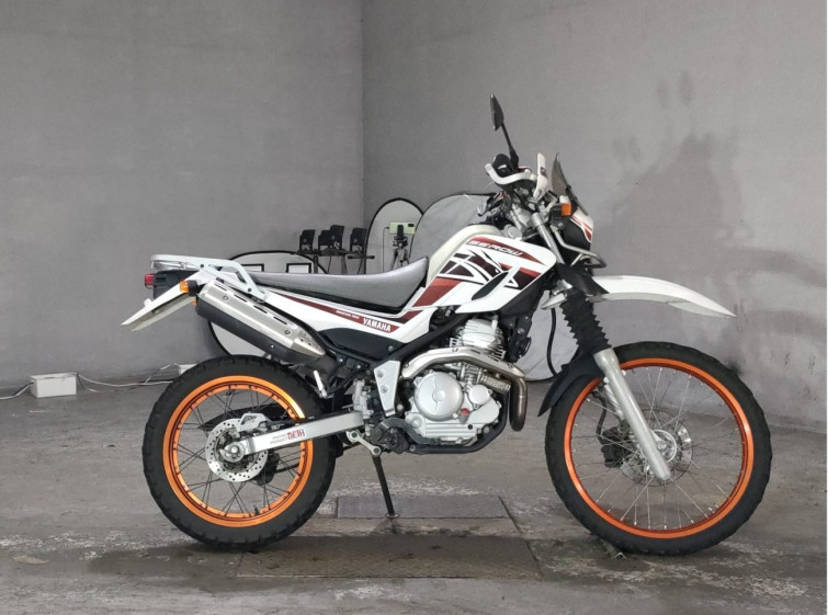 Мотоцикл Yamaha SEROW XT250 с пробегом 25598 km