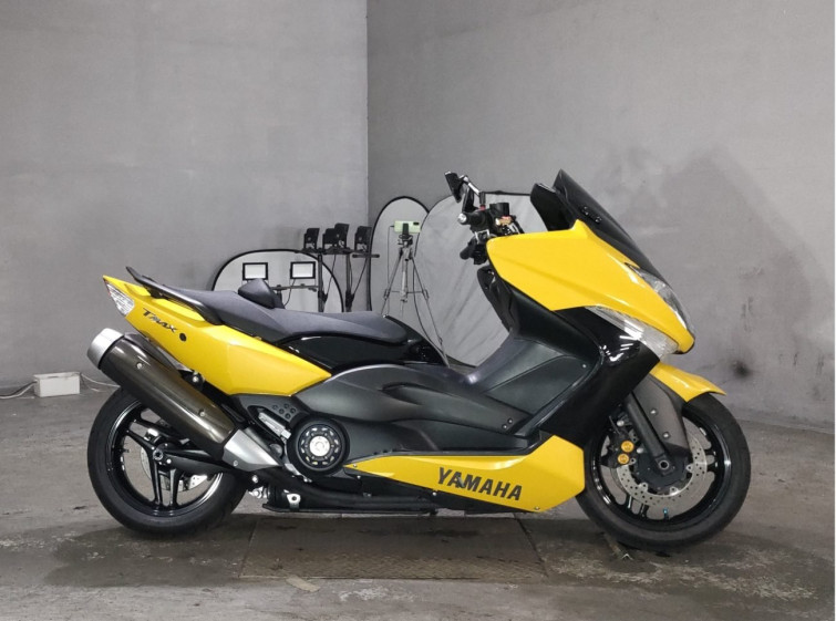 Мотоцикл Yamaha T-MAX500 з пробігом 16596 km