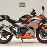 Мотоцикл Kawasaki NINJA400 з пробігом 4798 km