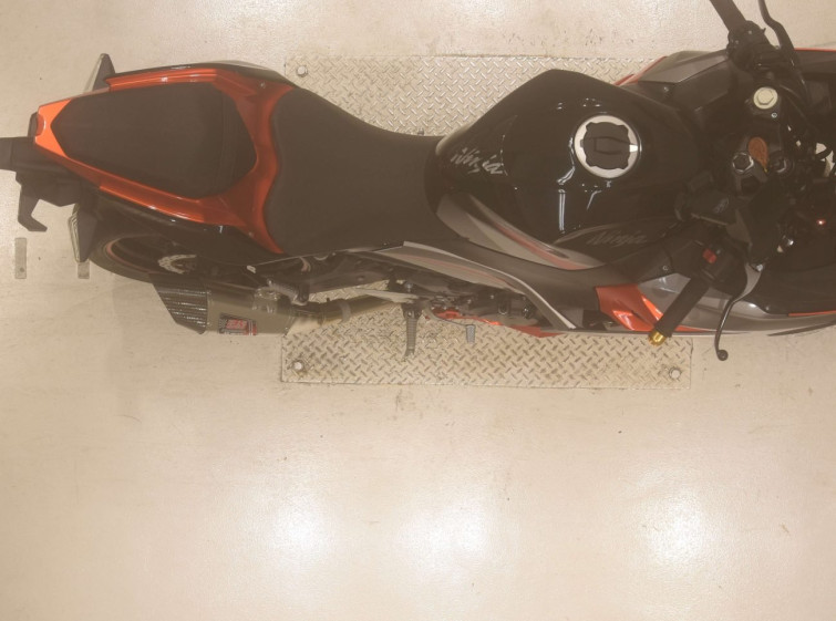 Мотоцикл Kawasaki NINJA400 з пробігом 4798 km