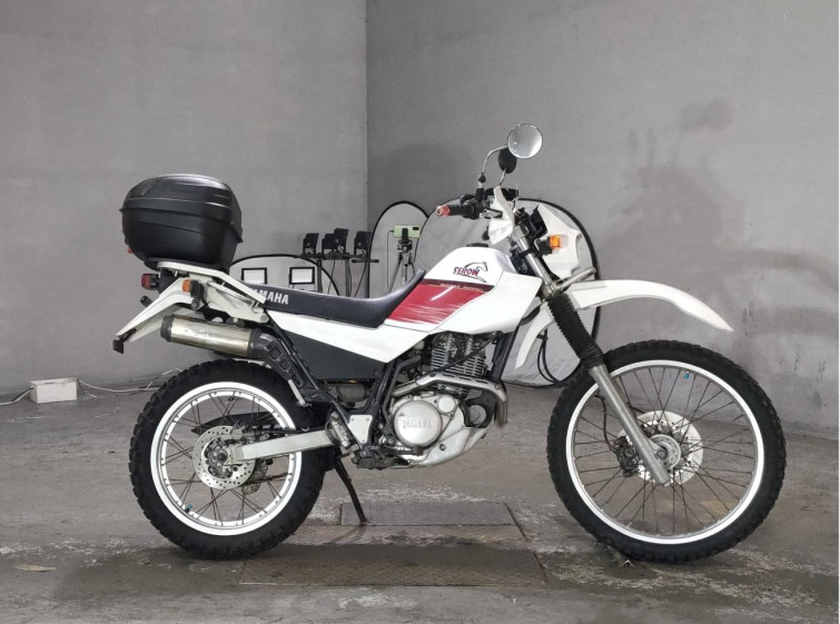 Мотоцикл Yamaha SEROW XT225 с пробегом 35490 km