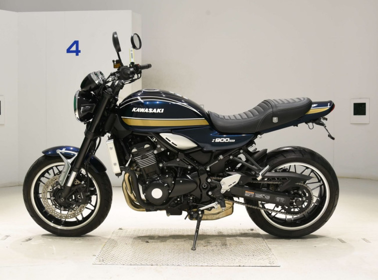 Мотоцикл Kawasaki Z900RS з пробігом 2090 km