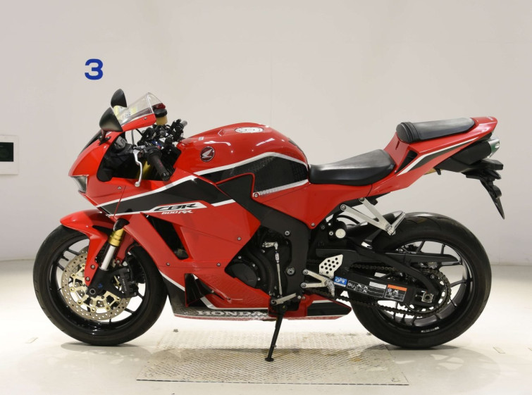 Мотоцикл Honda CBR600RR с пробегом 10247 km
