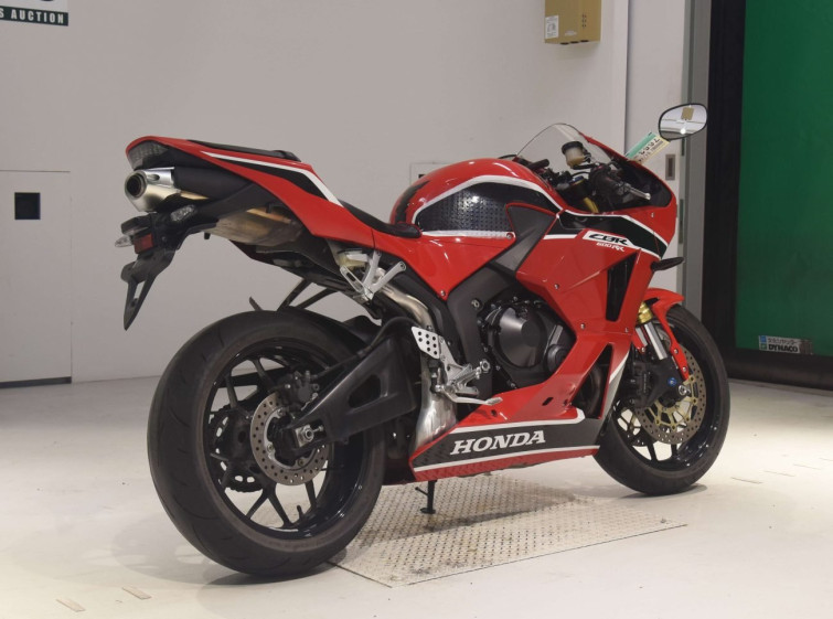 Мотоцикл Honda CBR600RR с пробегом 10247 km