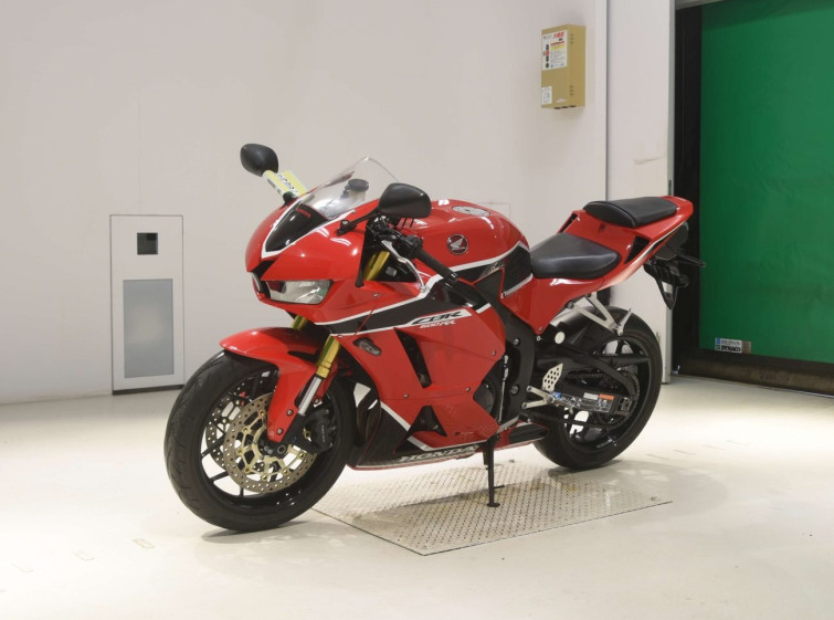 Мотоцикл Honda CBR600RR с пробегом 10247 km