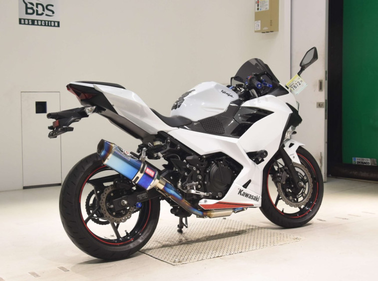 Мотоцикл Kawasaki NINJA400 з пробігом 17865 km