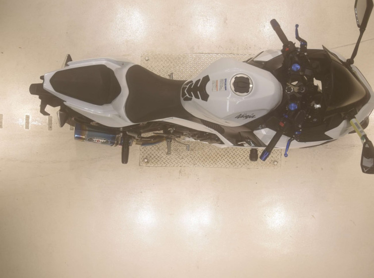 Мотоцикл Kawasaki NINJA400 з пробігом 17865 km