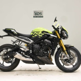 Мотоцикл Triumph STREET TRIPLE RS з пробігом 4561 km