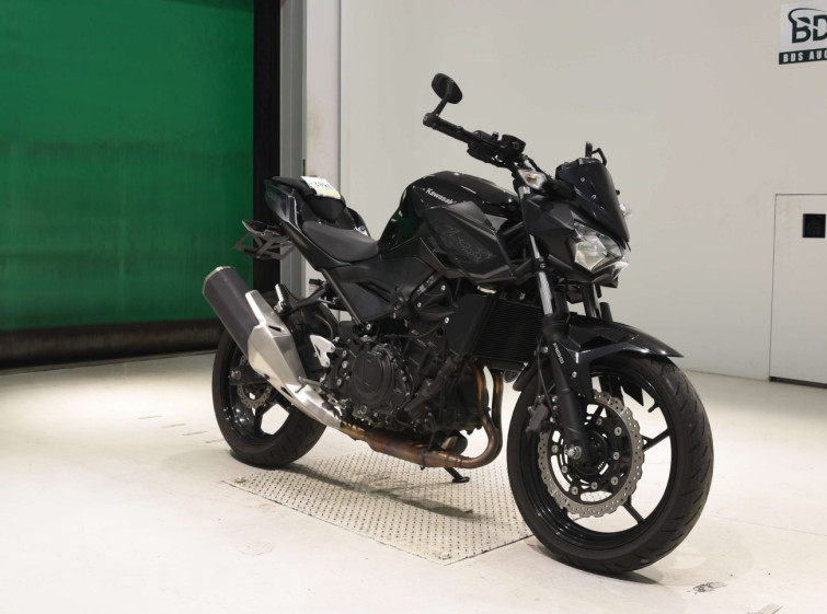 Мотоцикл Kawasaki Z400 з пробігом 7699 km