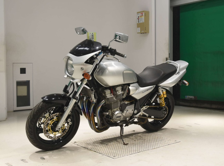 Мотоцикл Yamaha XJR1300 з пробігом 20801 km