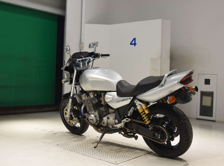 Мотоцикл Yamaha XJR1300 з пробігом 20801 km