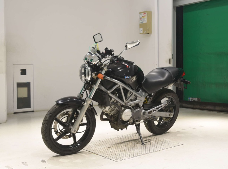 Мотоцикл Honda VTR250 з пробігом 3489 km