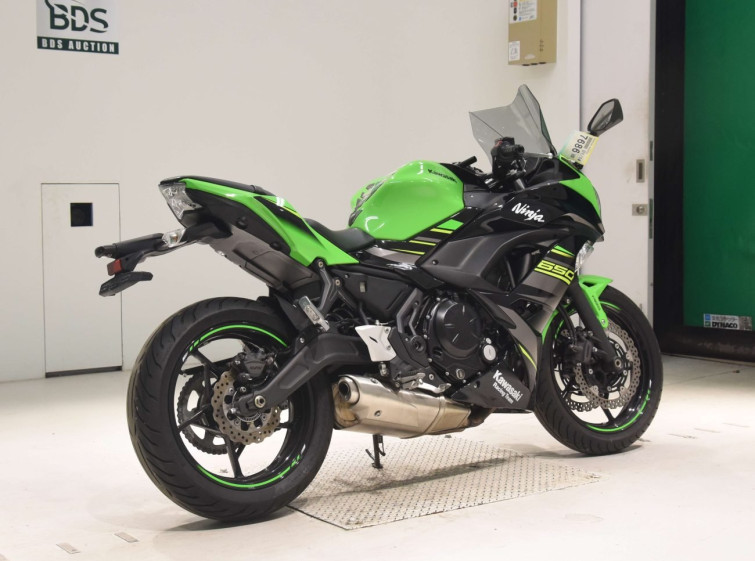 Мотоцикл Kawasaki NINJA650 з пробігом 7154 km