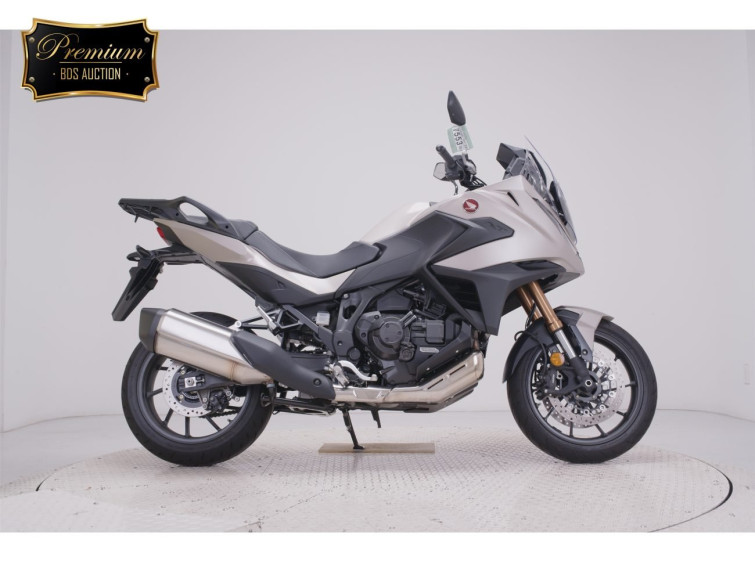 Мотоцикл Honda NT1100 с пробегом 608 km