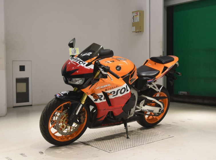 Мотоцикл Honda CBR600RR з пробігом 18983 km