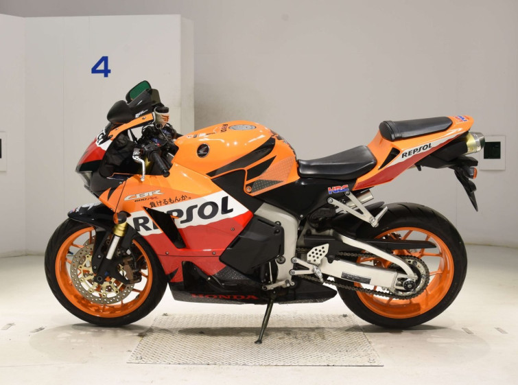 Мотоцикл Honda CBR600RR з пробігом 18983 km
