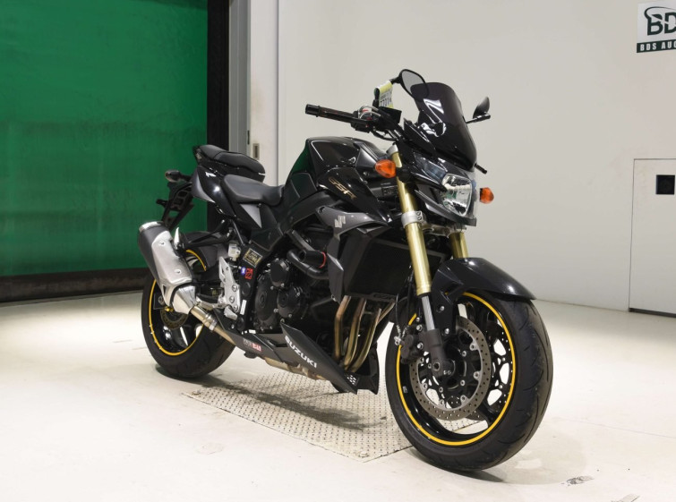 Мотоцикл Suzuki GSR750 с пробегом 26278 km