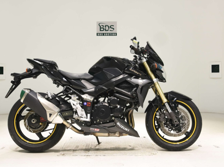 Мотоцикл Suzuki GSR750 с пробегом 26278 km