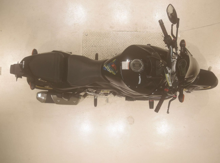 Мотоцикл Suzuki GSR750 с пробегом 26278 km