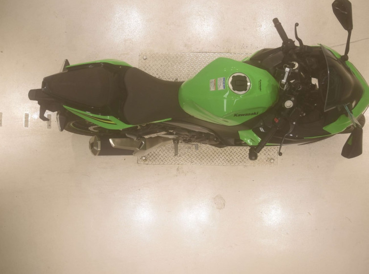 Мотоцикл Kawasaki NINJA250 з пробігом 4367 km